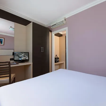 斯佩齐亚cdh酒店 酒店 4*