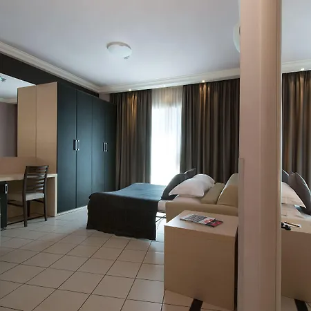 斯佩齐亚cdh酒店 酒店 斯培西亚