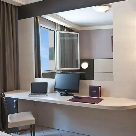 Hotel Cdh 4*