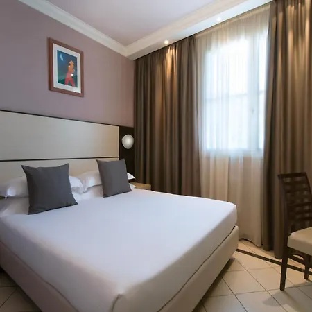 斯佩齐亚cdh酒店 酒店