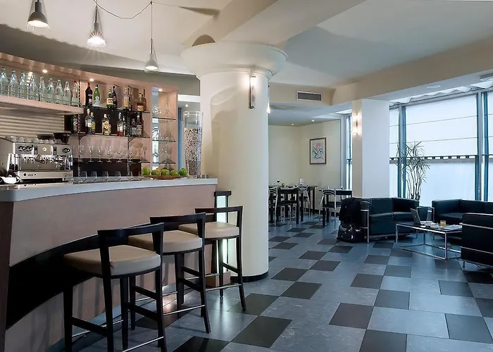 Cdh 4* לה ספציה