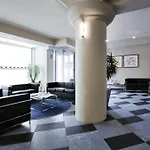מלון Cdh 4*