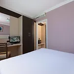 Cdh 라 스페치아 호텔 4*