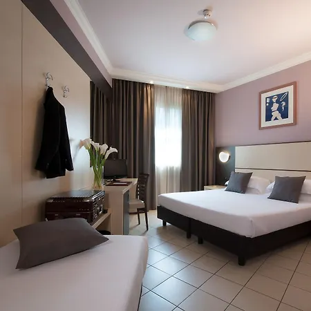 Cdh Hotel 4*