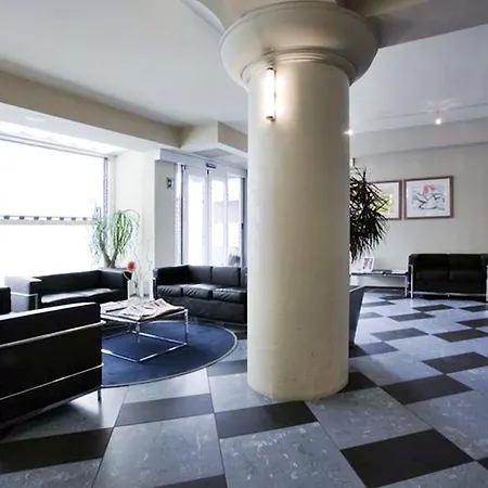 Hotel Cdh 4*